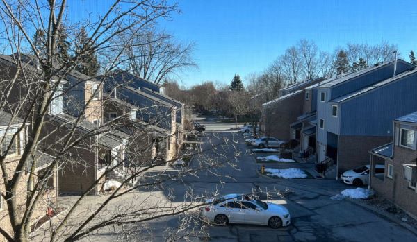 
646 Village Parkway Townhouses  Markham