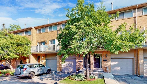 
90 Henderson Ave  Markham