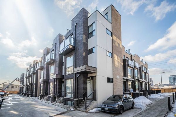 
Fieldway Rd Etobicoke Toronto