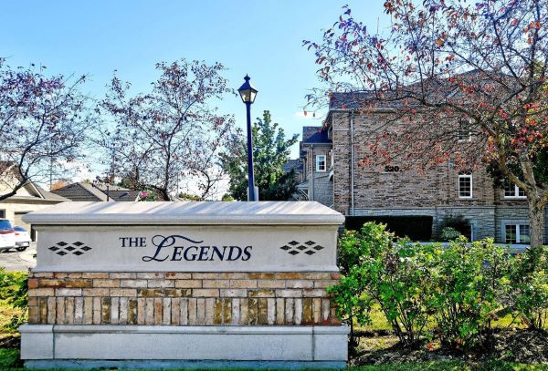 
520 Silken Laumann Dr  Newmarket