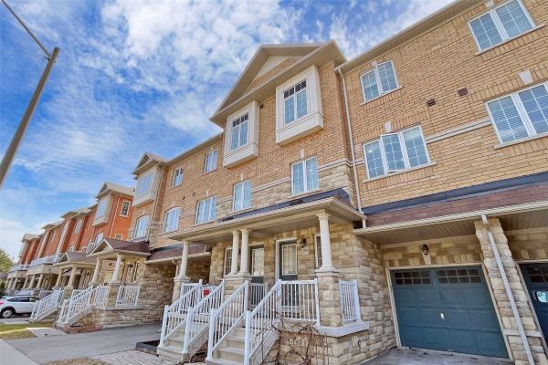 
Church St  Richmond Hill