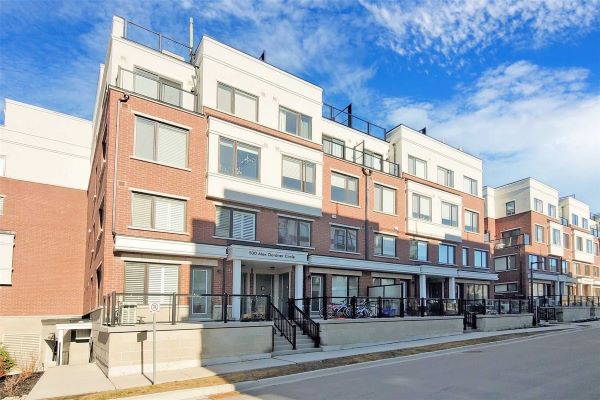 
Alex Gardner Cir Aurora Village Aurora