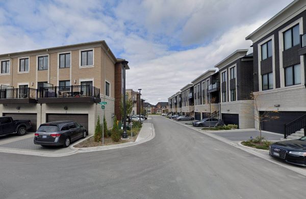 
Village Pkwy  Markham