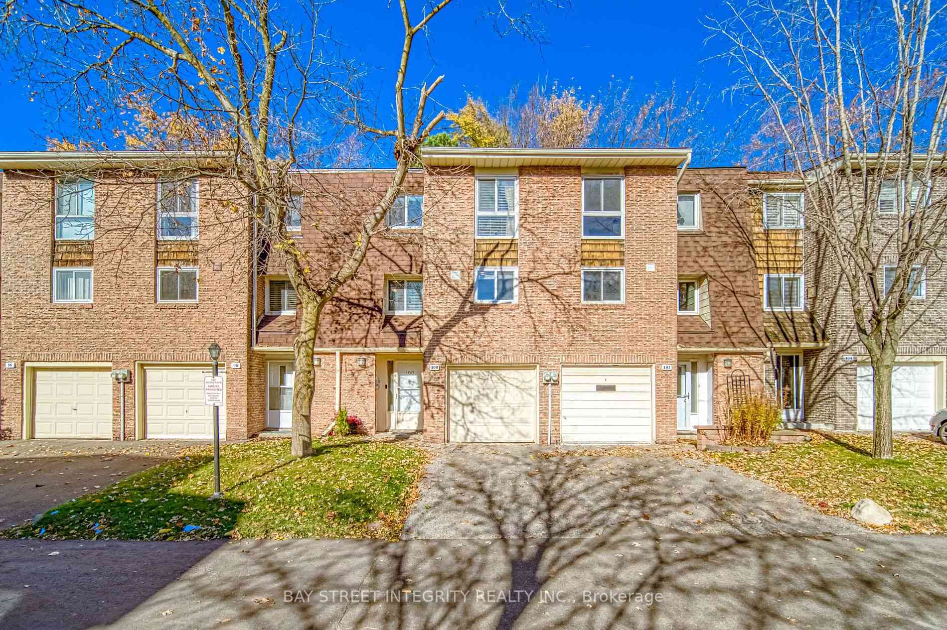 Toronto condo townhouses