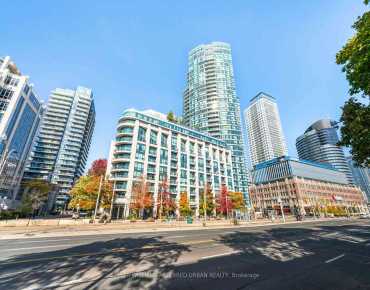 
#318-600 Fleet St Waterfront Communities C1 2 beds 2 baths 1 garage 729999.00        