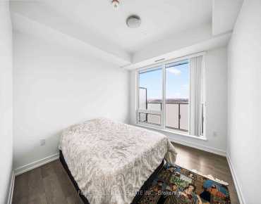 
            #S3003-8 Olympic Garden Dr Newtonbrook East 3睡房2卫生间1车位, 出售价格1199800.00加元                    