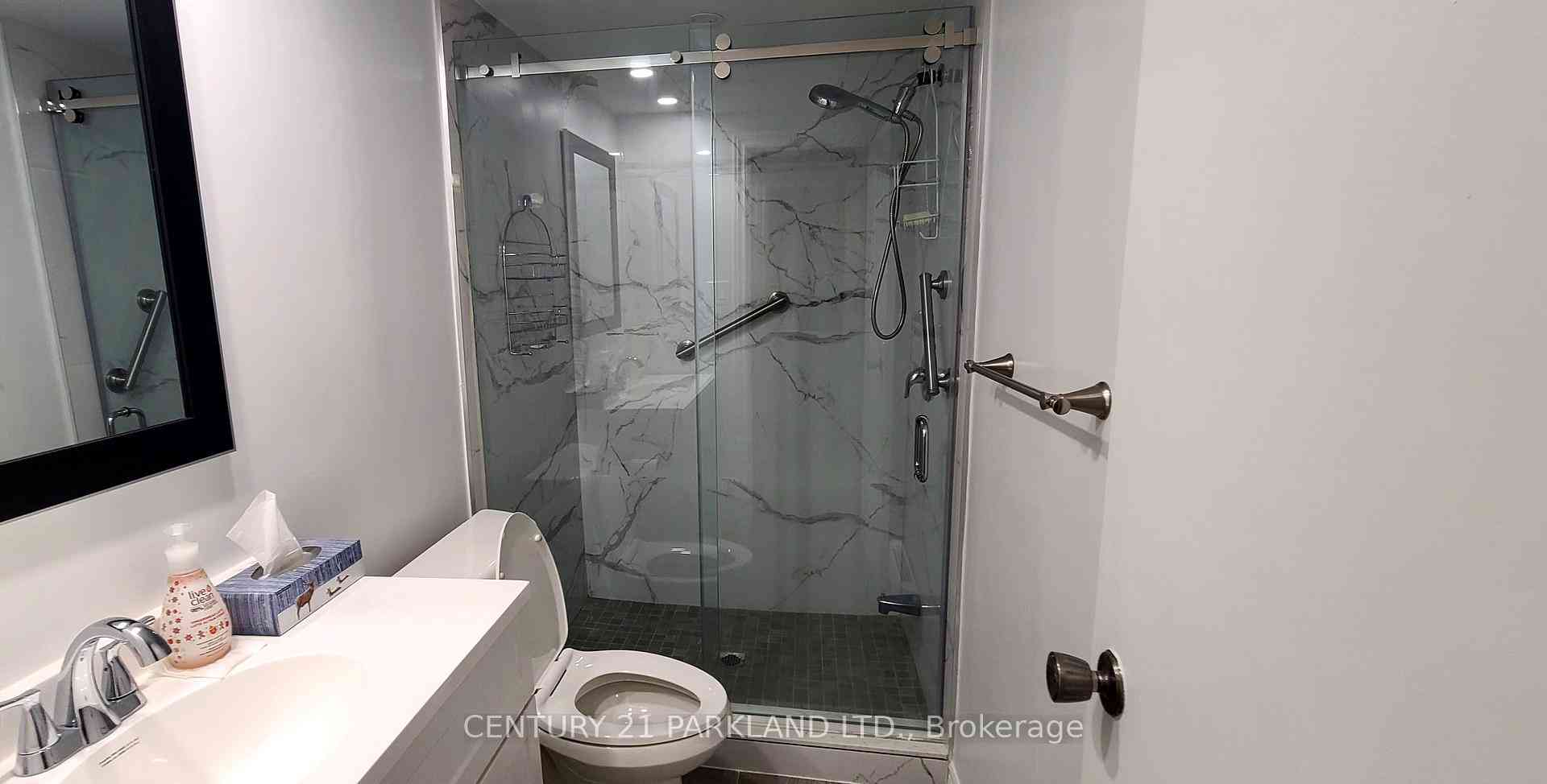 Toronto condo townhouses