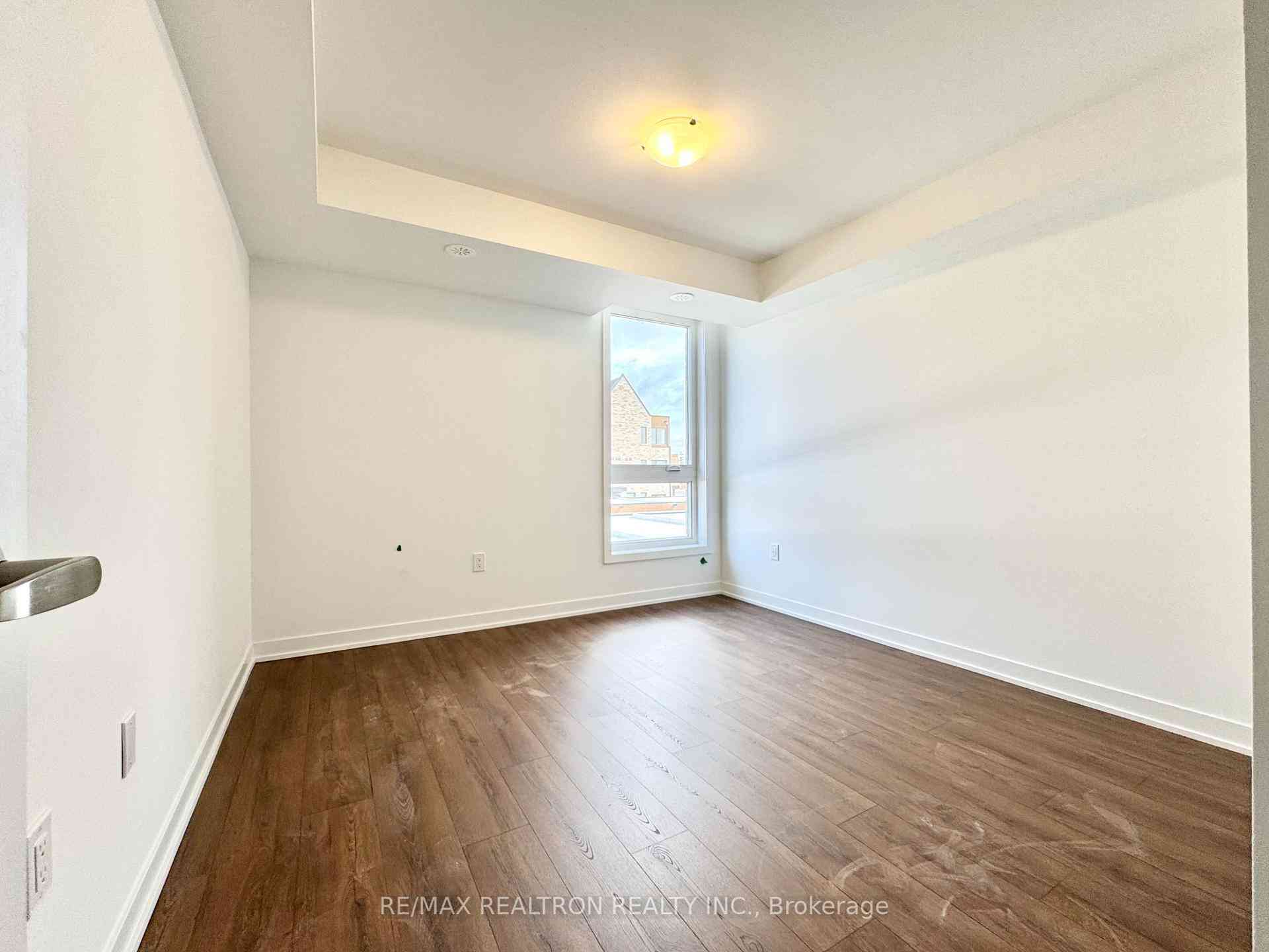 Toronto condo townhouses