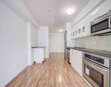
            #E810-555 Wilson Ave Clanton Park 2睡房2卫生间1车位, 出售价格629000.00加元                    