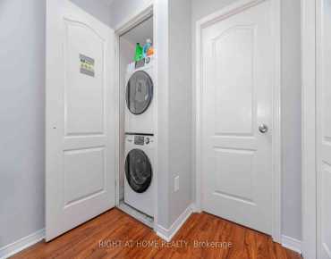 #B18-108 Finch Ave W Ave Newtonbrook West 2 beds 2 baths 1 garage 815000.00