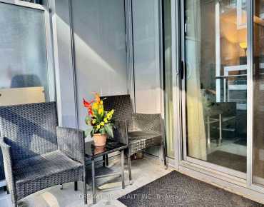 #617-27 Bathurst St Waterfront Communities C1 2 beds 2 baths garage 539000.00