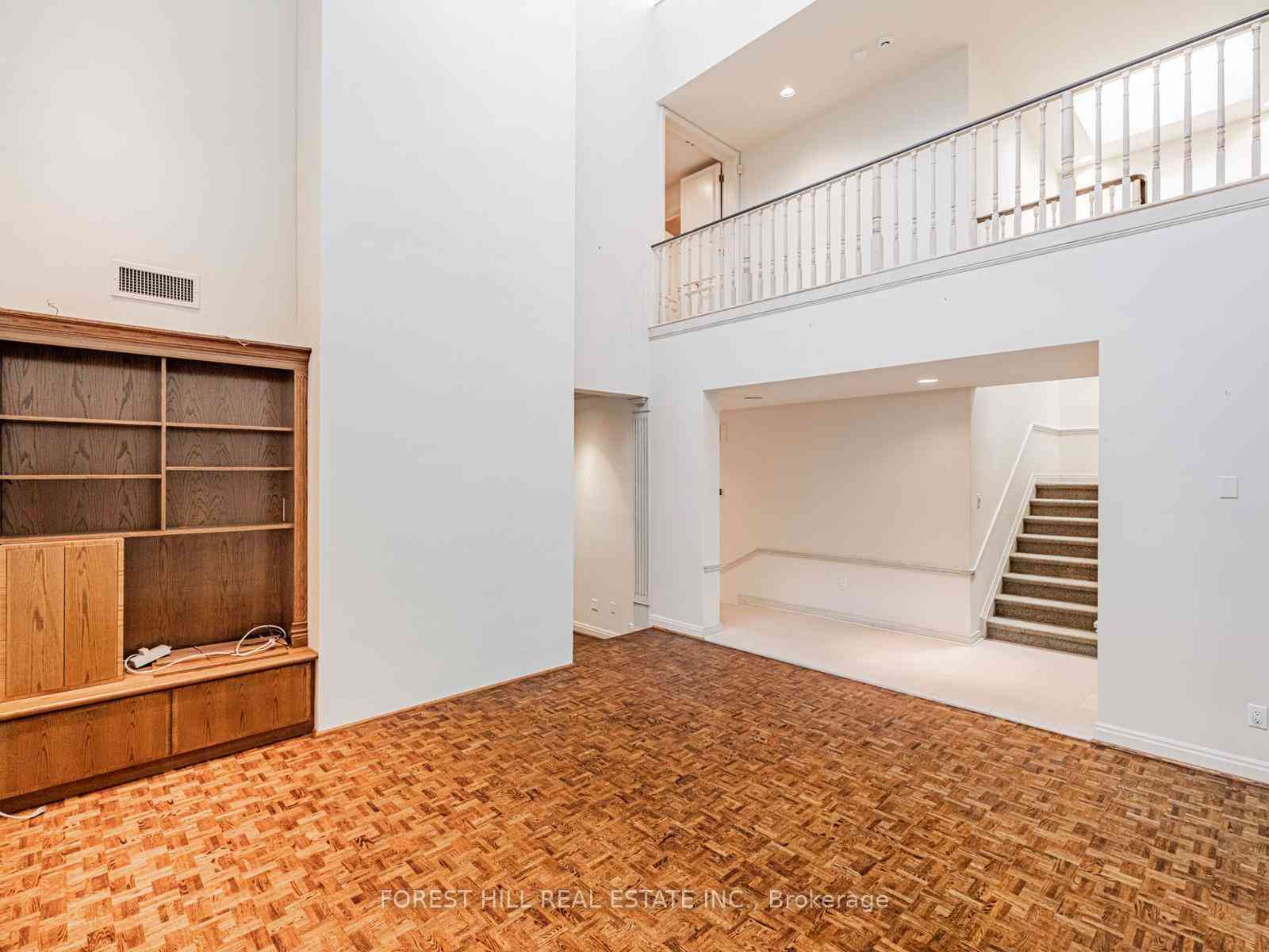 Toronto condo townhouses