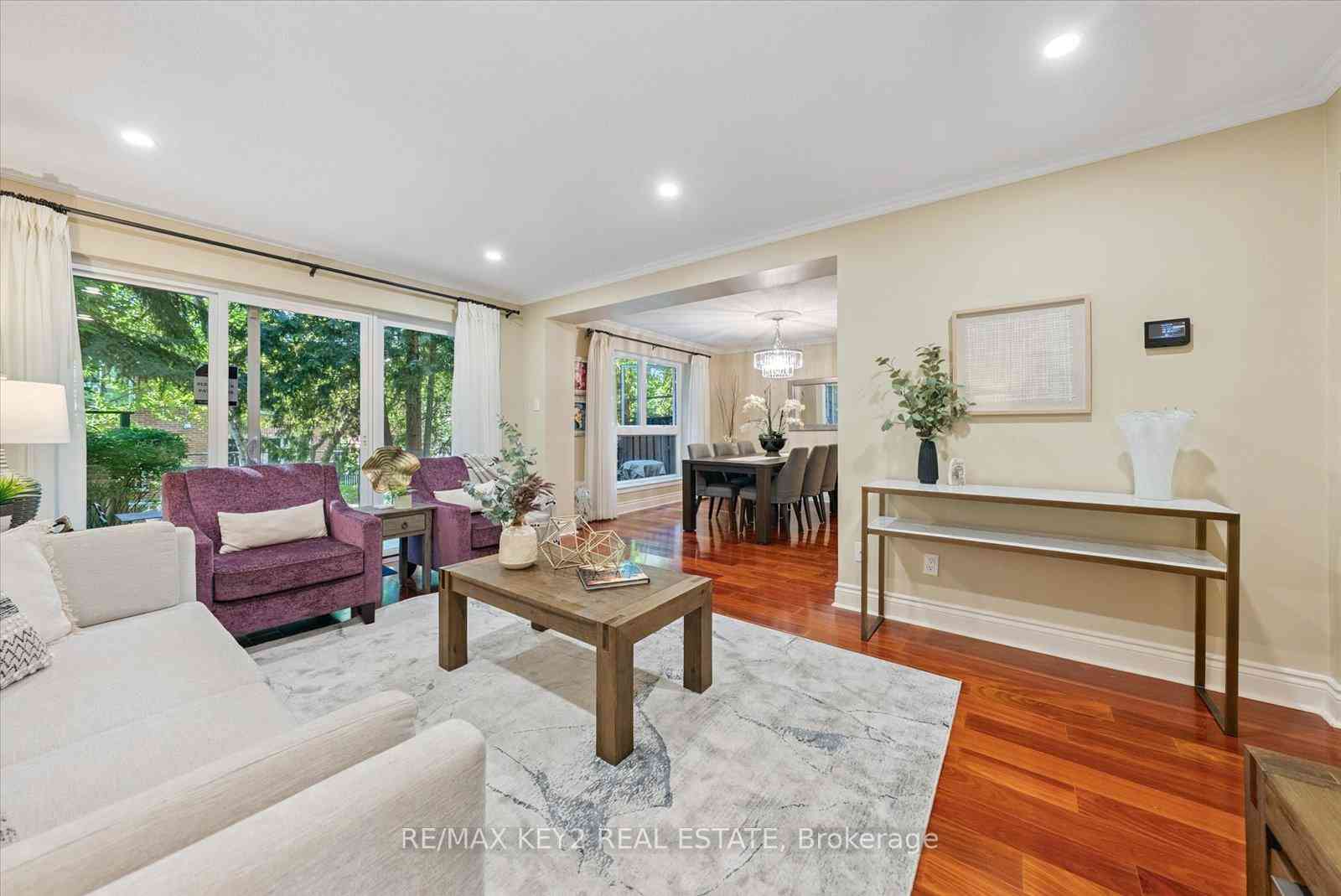 Toronto 共管镇屋