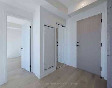 #1402-181 Sterling Rd Dufferin Grove 3 beds 3 baths garage 1249500.00