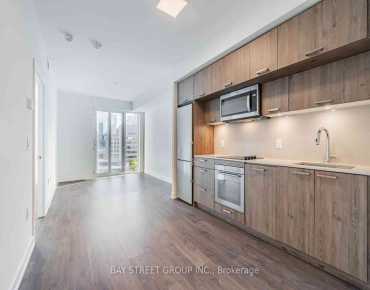 #1008-50 Mccaul St Kensington-Chinatown 1睡房1卫生间车位, 出售价格569000.00加元