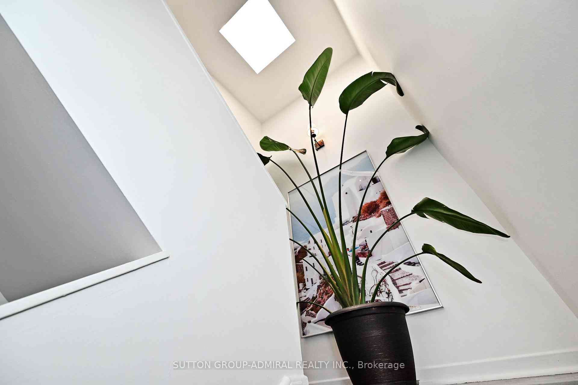 Toronto 共管镇屋