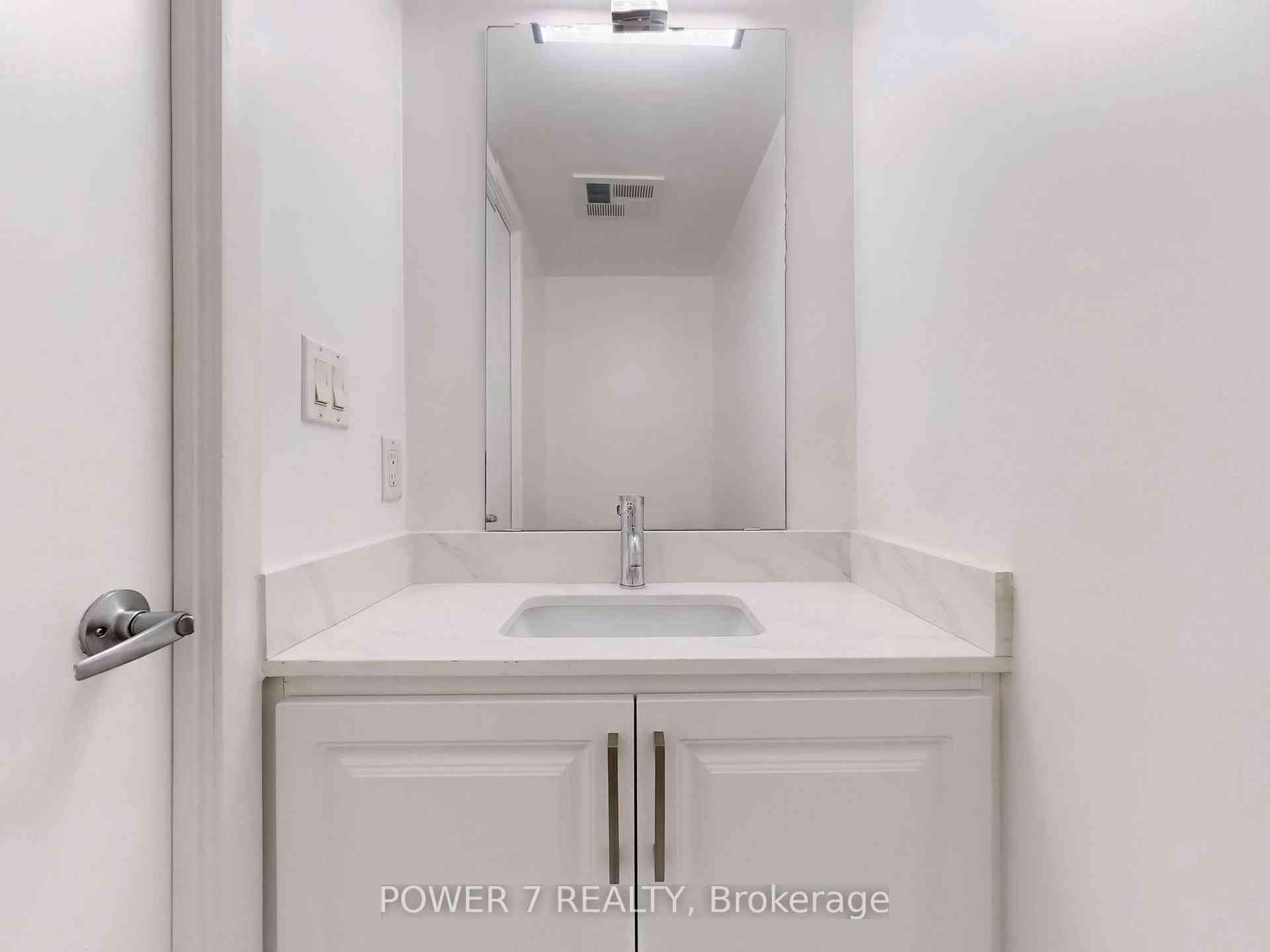 Toronto condo townhouses