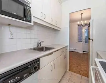 #303-78 Warren Rd Casa Loma 1 beds 1 baths garage 389900.00