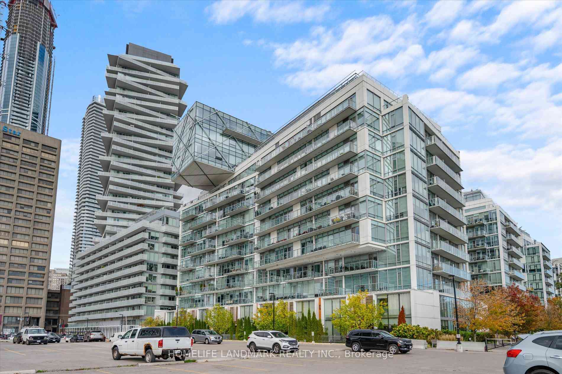 Toronto condo townhouses