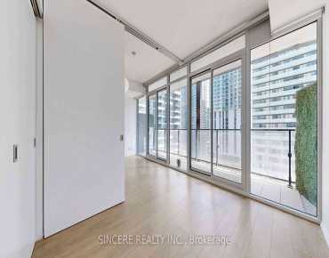 #1811-125 Peter St Waterfront Communities C1 1睡房1卫生间车位, 出售价格600000.00加元