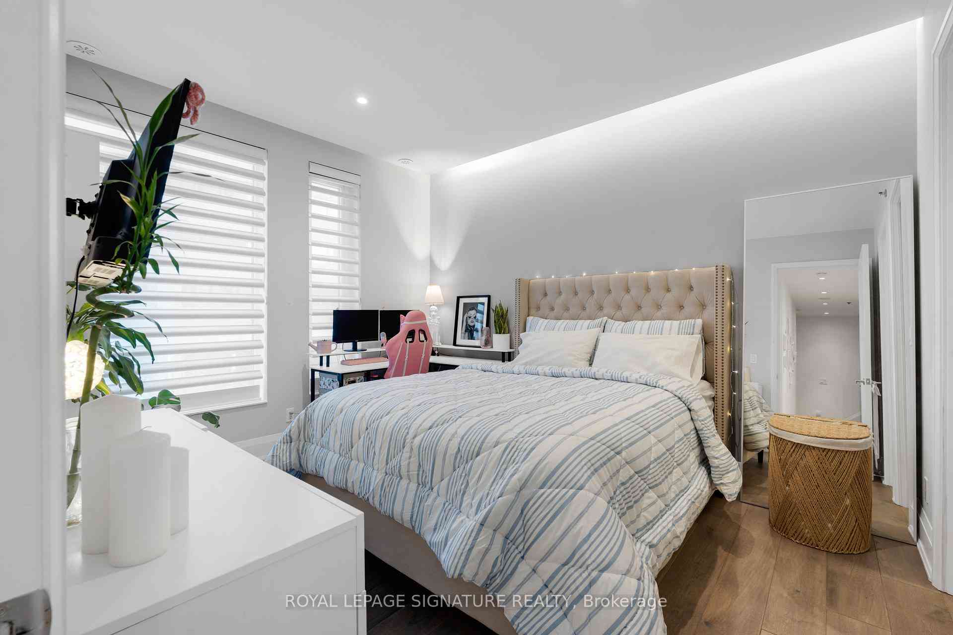 Toronto condo townhouses