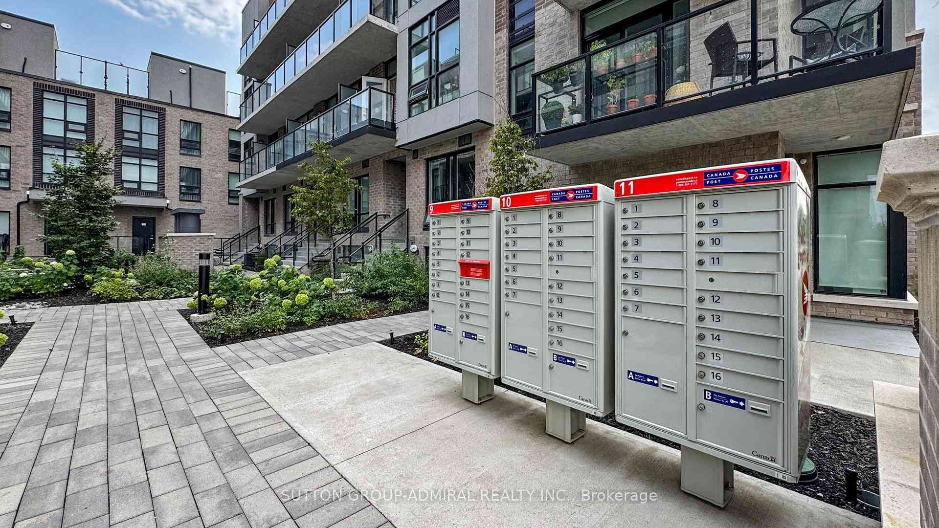 Toronto 共管镇屋