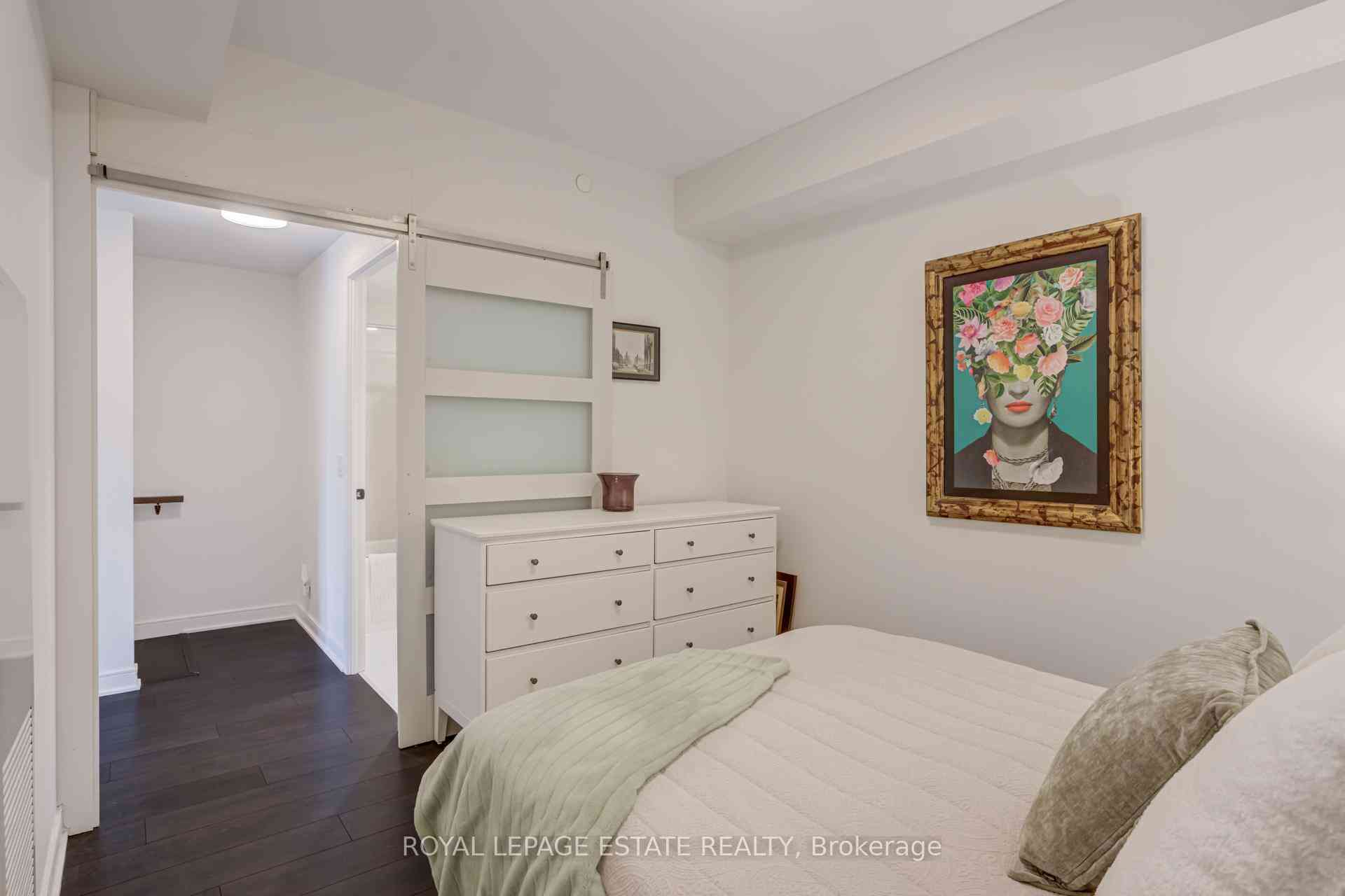 Toronto 共管镇屋