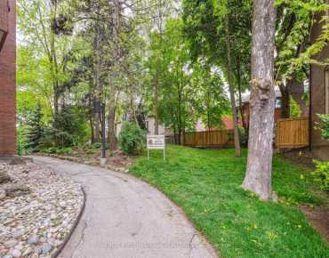 
            37 Sylvan Valleyway N/A Bedford Park-Nortown 3睡房3卫生间2车位, 出售价格1650000.00加元                    