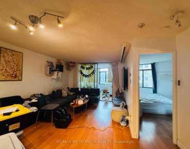 
            #704-250 Queens Quay W Waterfront Communities C1 1睡房1卫生间1车位, 出售价格482000.00加元                    
