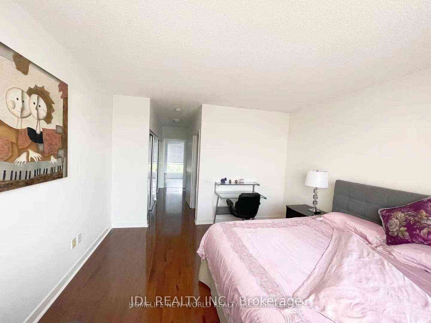 Toronto condo townhouses