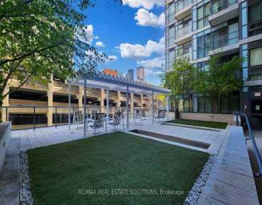 
            #1303-210 Simcoe St Kensington-Chinatown 1睡房1卫生间车位, 出售价格549900.00加元                    