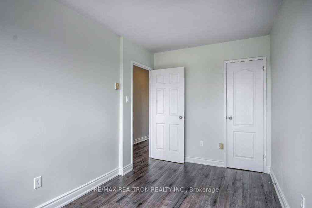 Toronto condo townhouses