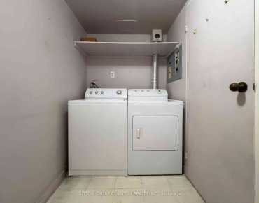 #1617-55 Harbour Sq Waterfront Communities C1 1睡房1卫生间1车位, 出售价格780000.00加元