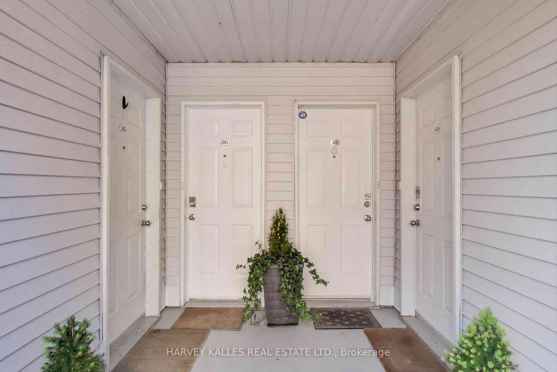 Toronto condo townhouses