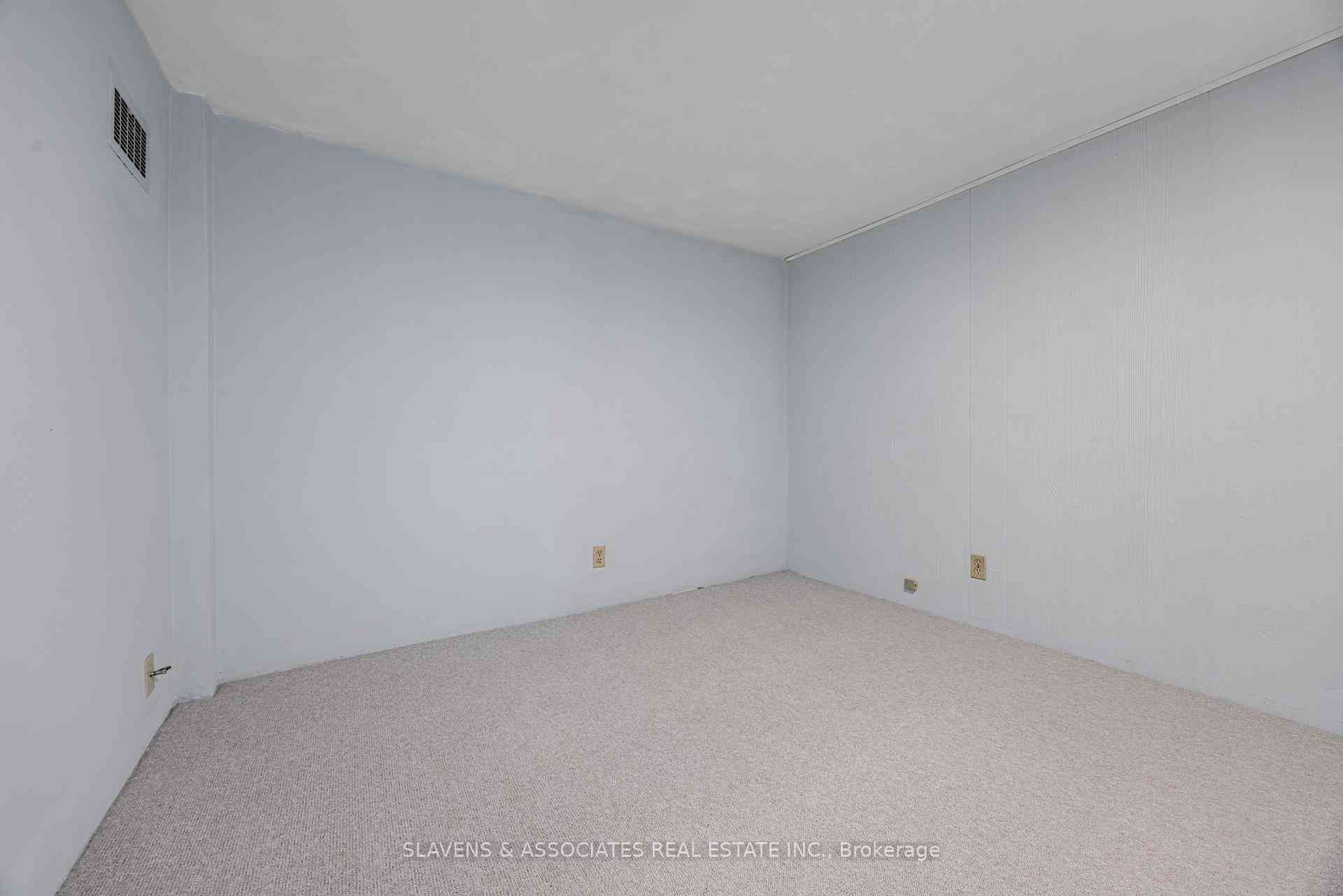 Toronto condo townhouses