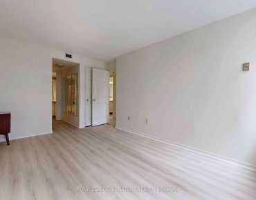 
#1107-360 Bloor St E Rosedale-Moore Park 2 beds 2 baths 1 garage 959000.00        