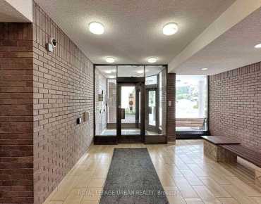 
            #102-20 Sunrise Ave Victoria Village 2睡房1卫生间1车位, 出售价格475000.00加元                    