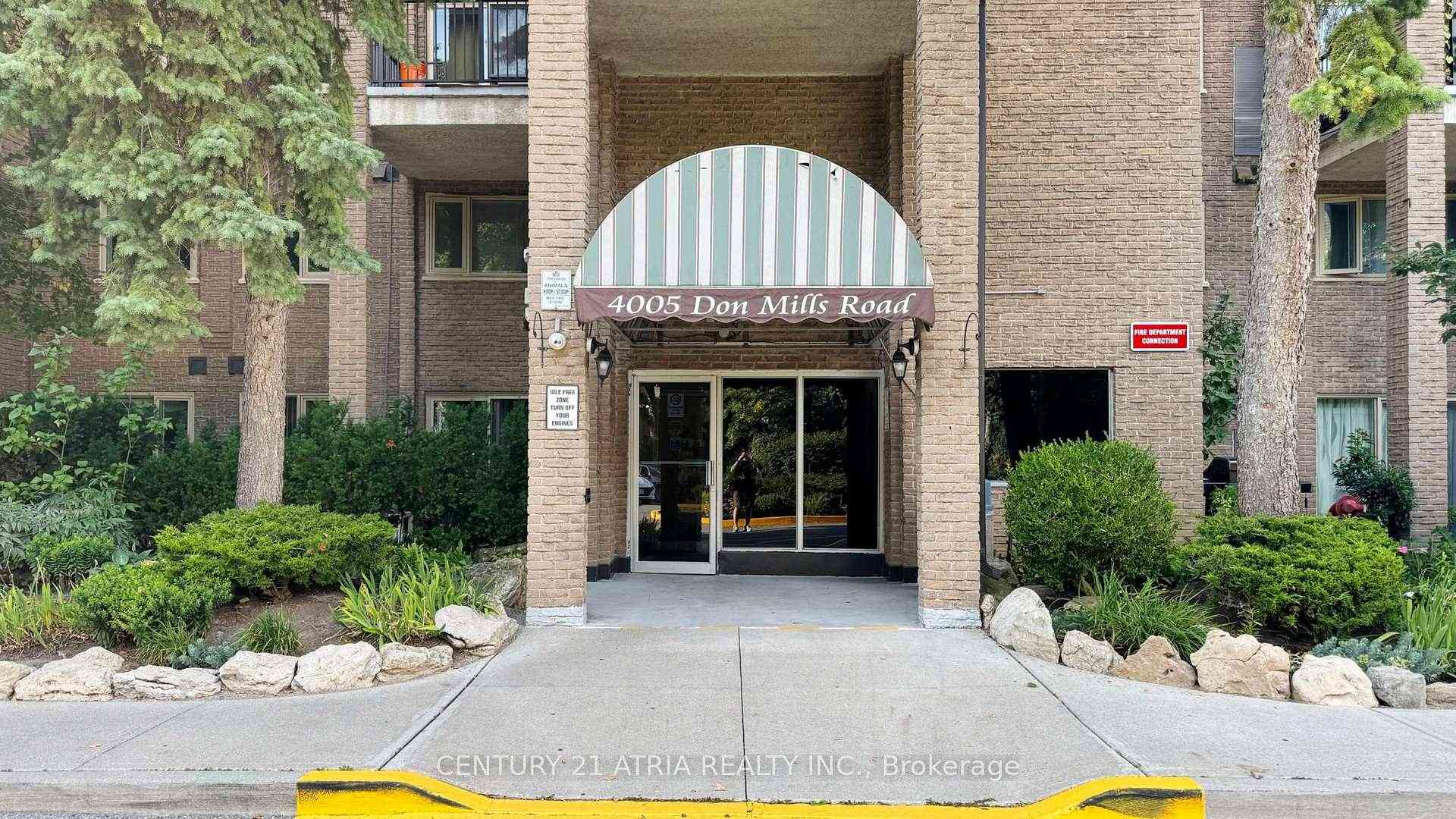 Toronto 共管镇屋