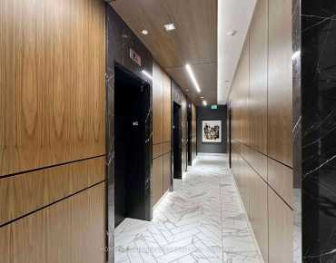 
            #702-327 King St W Waterfront Communities C1 1睡房1卫生间车位, 出售价格529000.00加元                    