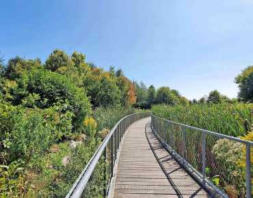 
#718-170 Bayview Ave Waterfront Communities C8  beds 1 baths  garage 329900.00        