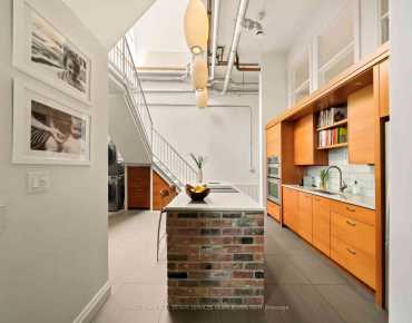 
#205-264 Seaton St Moss Park 3 beds 3 baths  garage 1388000.00        