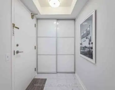 #809-942 Yonge St Annex 1 beds 1 baths 1 garage 639000.00