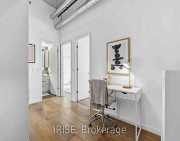 #201-32 Trolley Cres Moss Park 2 beds 3 baths 1 garage 1118800.00