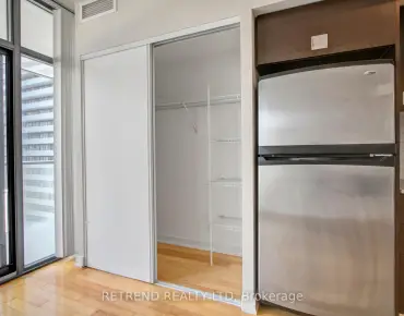 #1010-33 Charles St E Church-Yonge Corridor beds 1 baths garage 325000.00