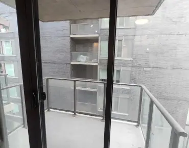 #1301-111 Bathurst St Waterfront Communities C1 1 beds 1 baths garage 399999.00