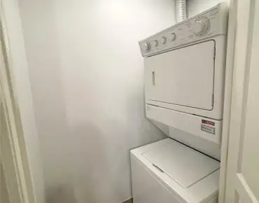 
            #211-10 Northtown Way Willowdale East 1睡房1卫生间1车位, 出售价格599000.00加元                    