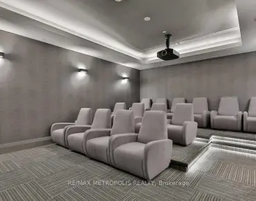 
#1606-460 Adelaide St E Moss Park 1 beds 1 baths  garage 545000.00        