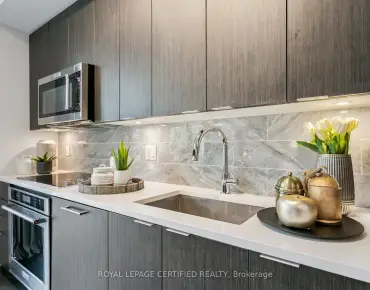 #502-38 Iannuzzi St Waterfront Communities C1 2 beds 1 baths 1 garage 594000.00