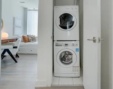 #806-6 Parkwood Ave Casa Loma 2 beds 2 baths 1 garage 899000.00