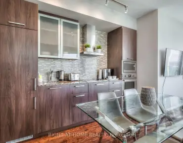 
            #3907-101 Peter St Waterfront Communities C1 1睡房1卫生间车位, 出售价格550000.00加元                    